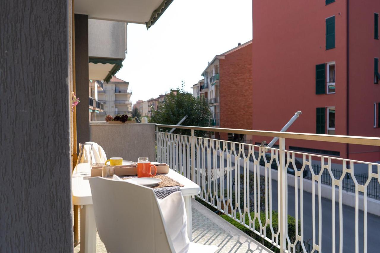 Апартаменты Pietra Ligure Downtown Convenience -Free Parking Экстерьер фото